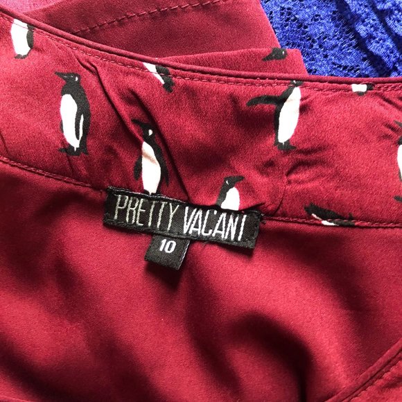 SOLD! Pretty Vacant 3/4 Sleeve Dress, Up Close and Personality Penguin Dress. - Picture 6 of 6